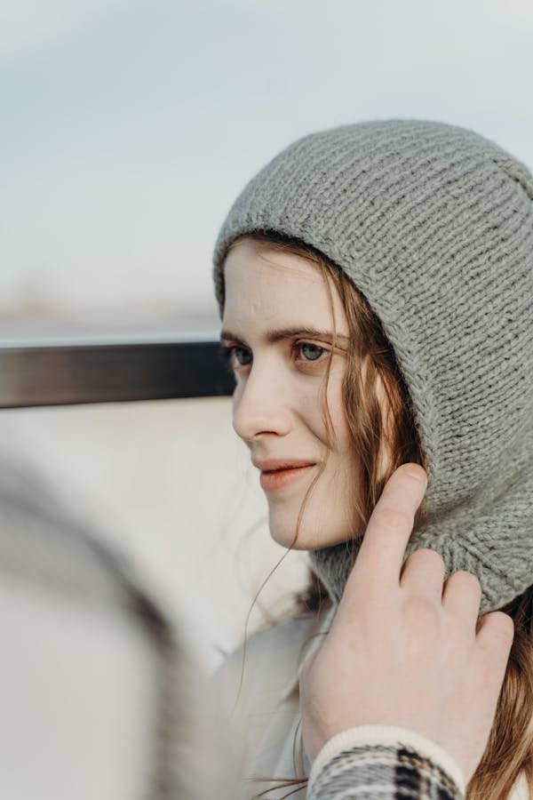 Cagoules femmes : le style essentiel pour affronter l'hiver